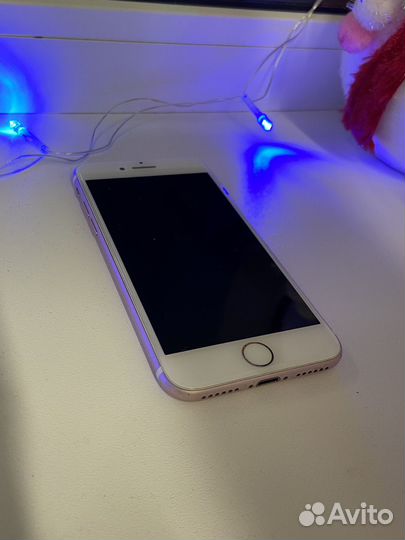 iPhone 7, 32 ГБ