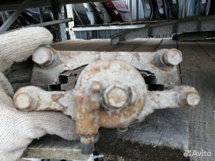 Суппорт передний правый Daewoo Matiz A11 2007