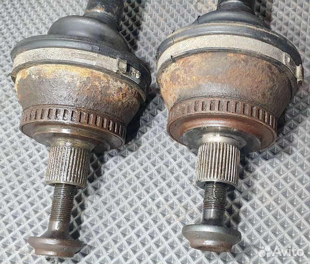 Полуось задняя Audi A6 C5 Allroad