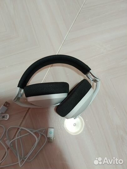 Gmng GG-HS420W