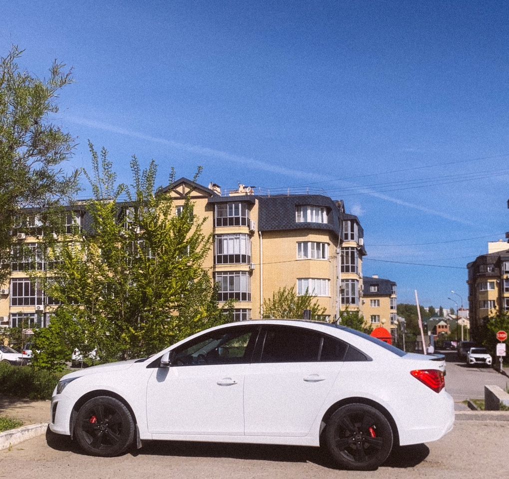 Chevrolet Cruze: фото владельца