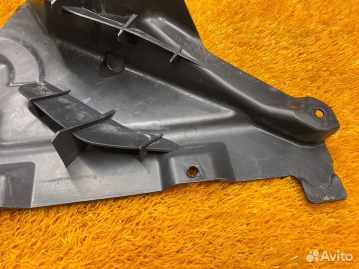 Подкрылок передний правый Bmw 3-Series E90 N52B25A