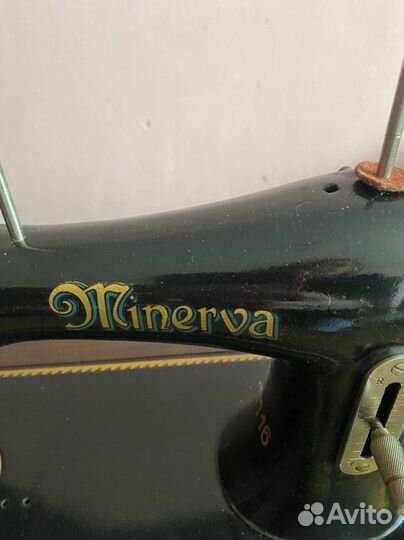 Продам швейную машинку Минерва