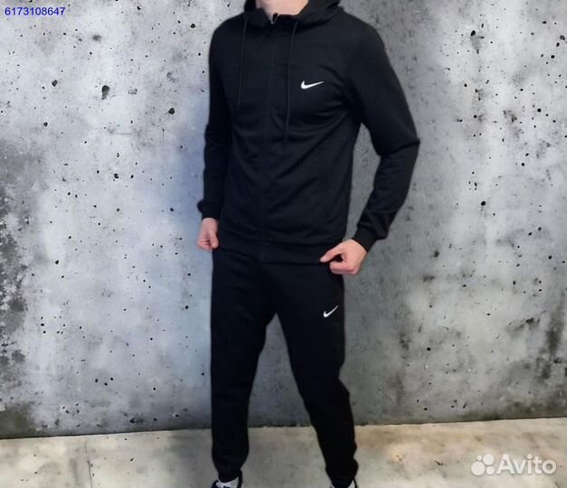 Спортивные костюмы Nike