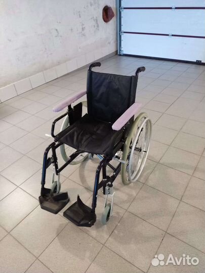 Инвалидная коляска