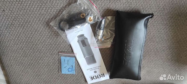 Микрофон rode broadcaster, новый