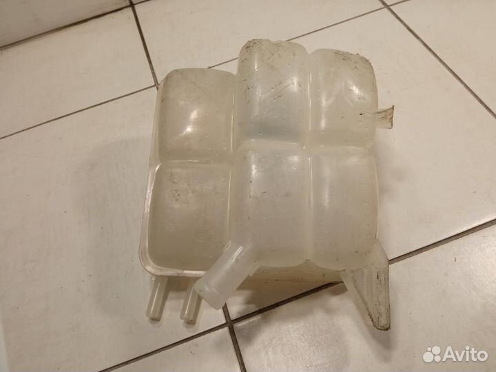 Бачок расширительный Volvo C30 MK20