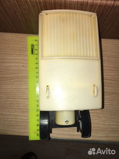 Автомибиль игрушка