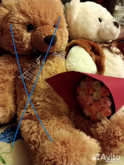 Медведь плюшевый большой