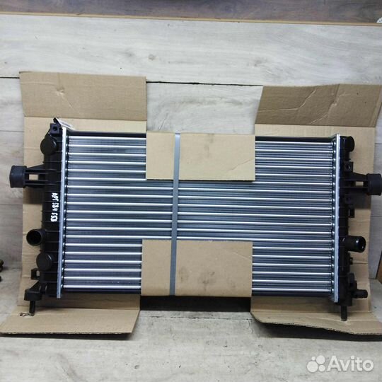 Радиатор основной opel astra h opel zafira b