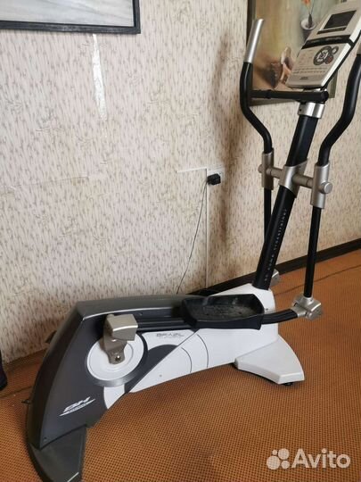 Эллиптический тренажёр BH Fitness Brazil