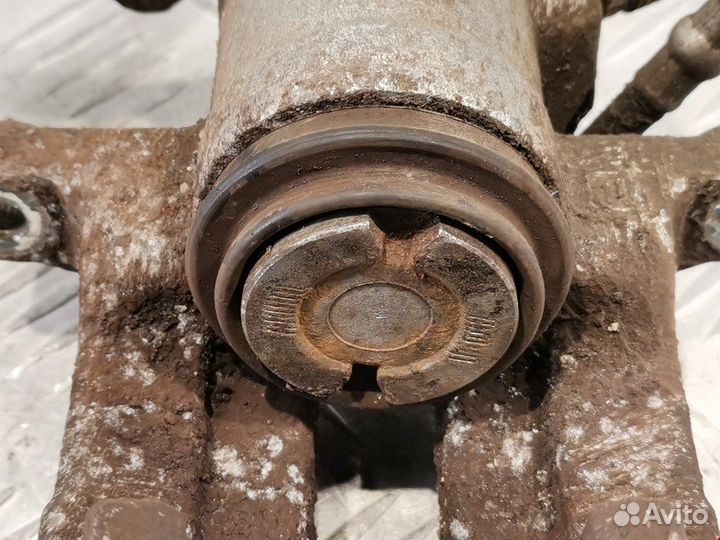 Суппорт задний левый для Volkswagen Golf 4