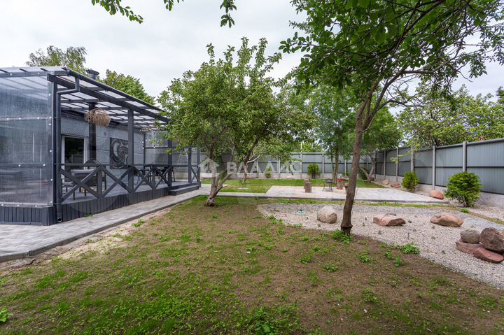 Дом 135 м² на участке 14 сот.