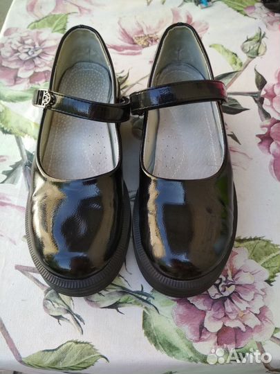 Туфли для девочки 35 размер