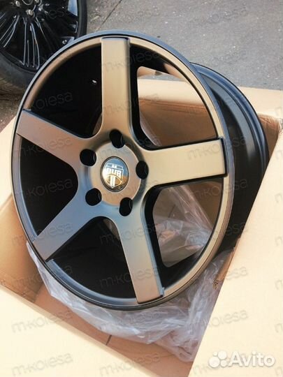 NEW диски DUB Toyota 200 lexus R24 Black