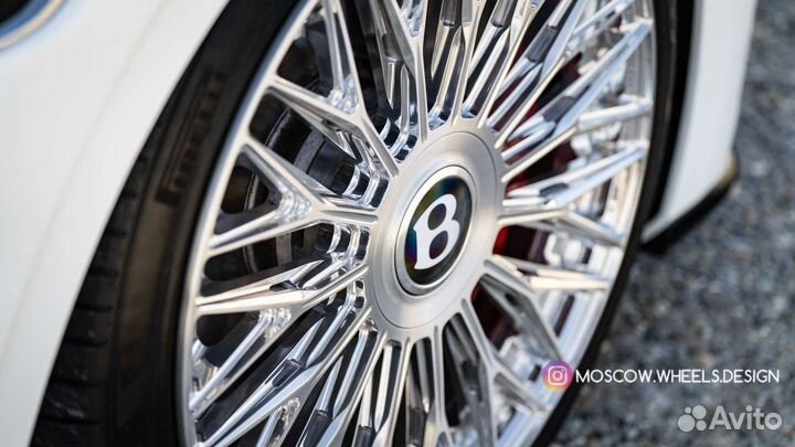 Кованые диски R22 на Bentley Continental