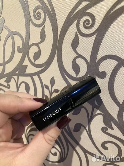 Помада inglot оригинал
