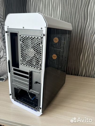 Корпус AeroCool Aero One Mini белый