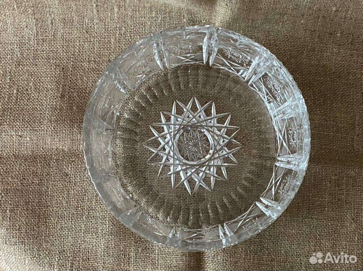 Большая хрустальная ваза