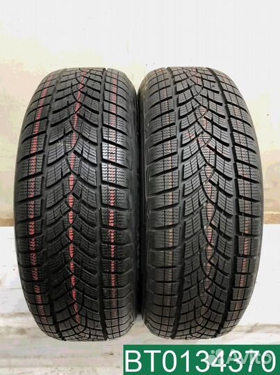 Goodyear UltraGrip Performance+ 225/60 R18 104V