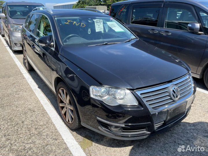 Радиатор охлаждения двигателя Vw Passat B6 3.2