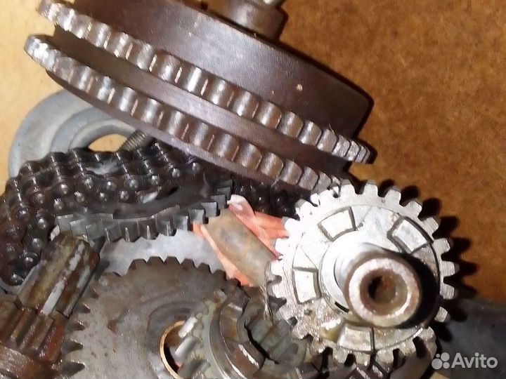 Запчасти на мотоцикл иж продам