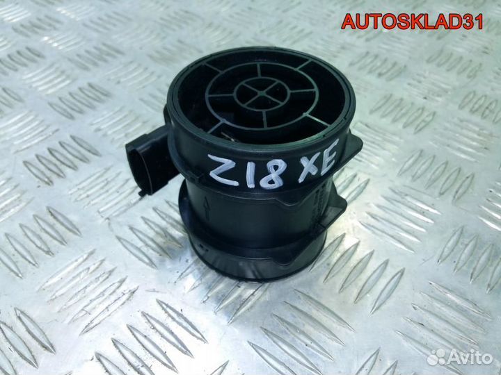 Расходомер воздуха Opel Astra H Z18XE 90530463