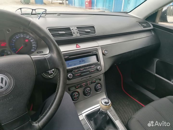 Volkswagen Passat 1.6 МТ, 2008, 305 000 км