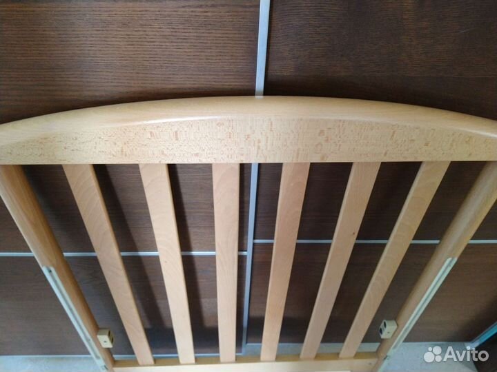 Кроватка-маятник натуральный. бук. Италия