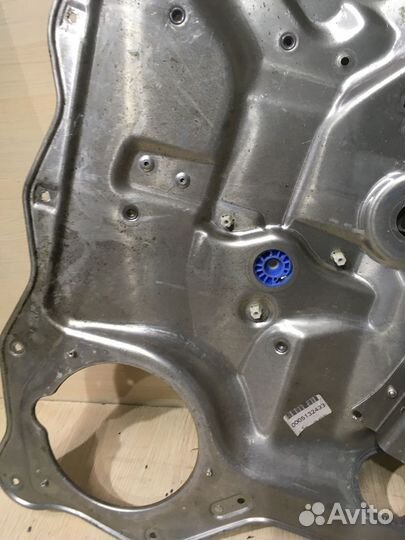 Стеклоподъемник задний левый Мерседес W221