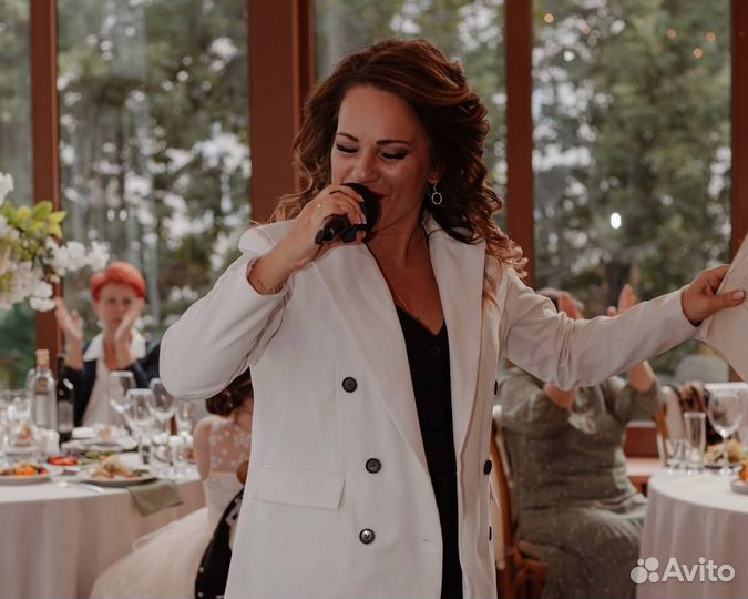 Ведущий тамада