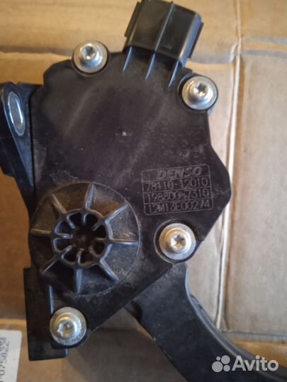 Педаль газа Тойота 150