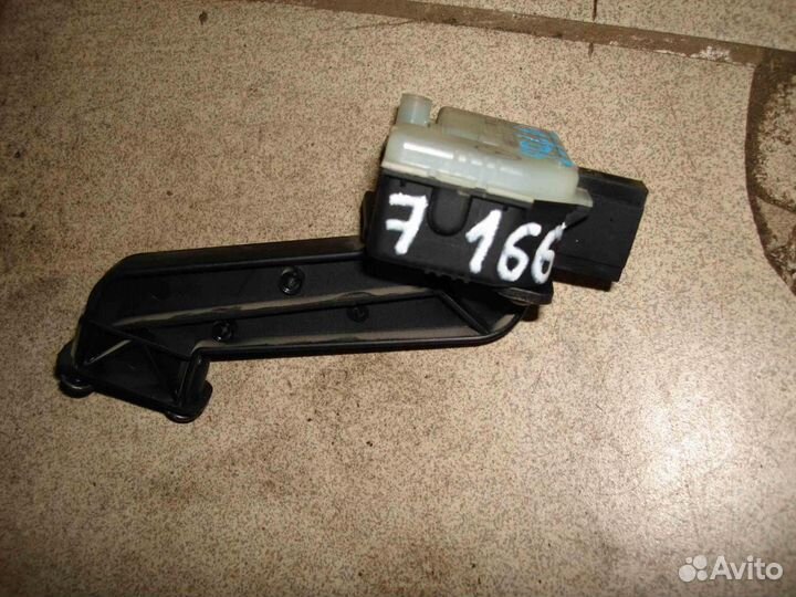 Активатор Mercedes E W211 2002-2009