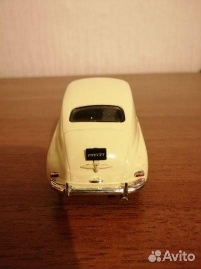 Модели автомобилей 1/ 24