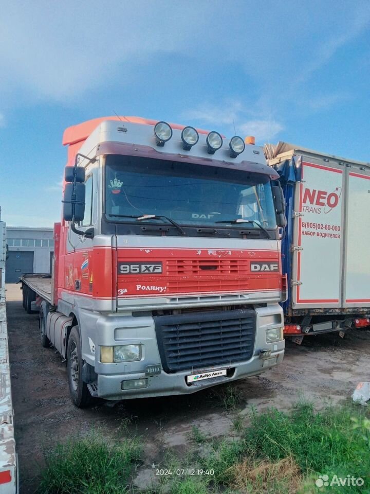 DAF 95XF380 с полуприцепом, 2000