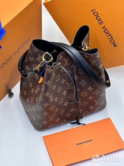 Сумка Louis Vuitton