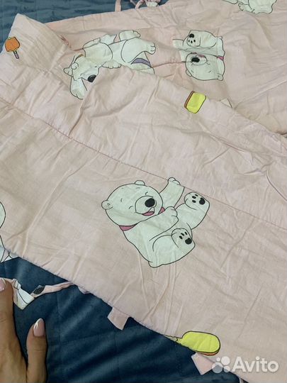 Бортик в кроватку