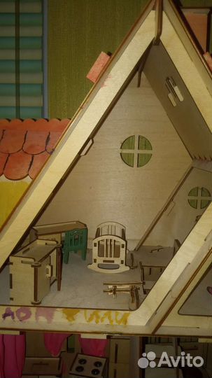 Домик кукольный