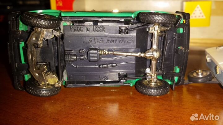 Масштабная модель Лада 2121 Скиф