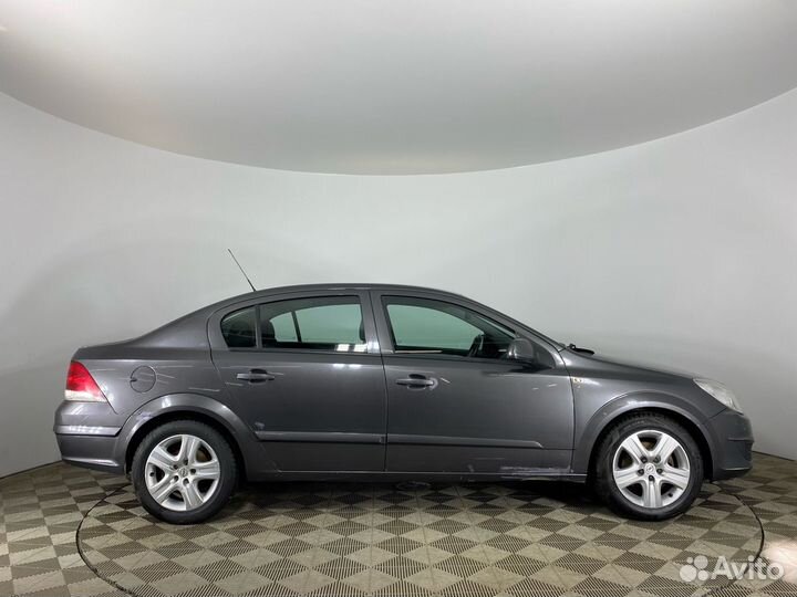 Opel Astra 1.6 МТ, 2009, 193 000 км