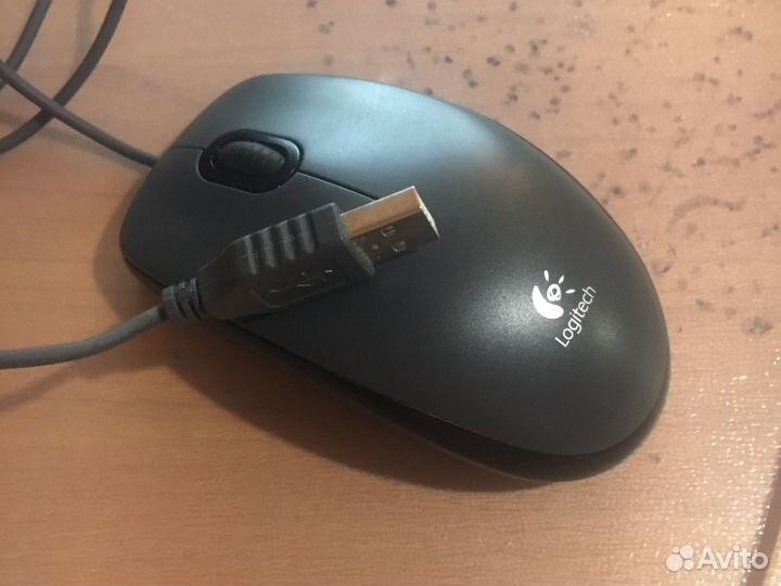 Мышь Logitech M100