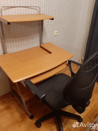 Компьютерный стол