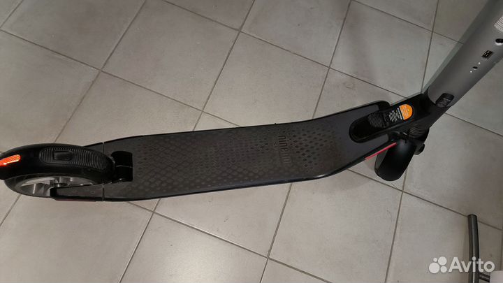 Электросамокат ninebot kickscooter es2