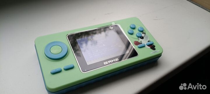 Портативная игровая консоль