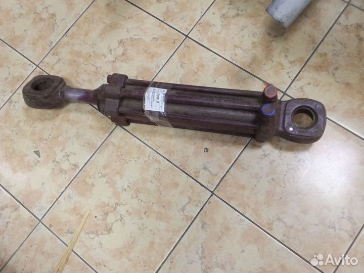 Цилиндр поворотный