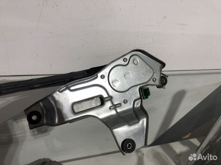 Моторчик заднего дворника Mitsubishi Outlander XL