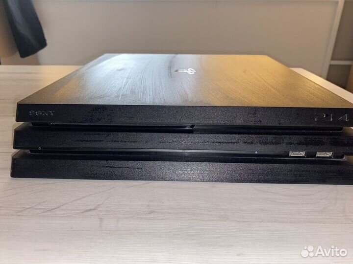 Игровая приставка ps4 pro 1tb