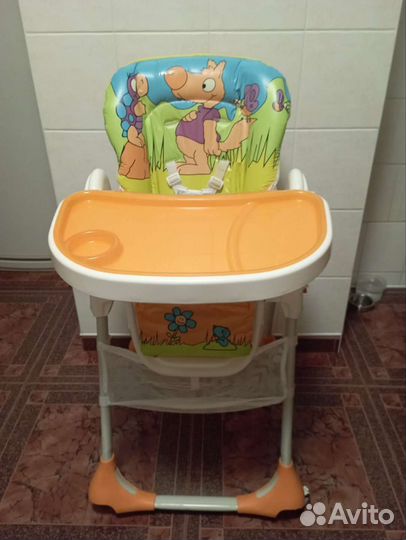Детский стульчик для кормления