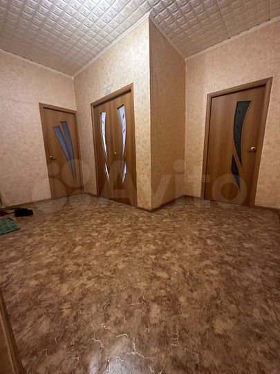 3-к. квартира, 65 м², 6/9 эт.