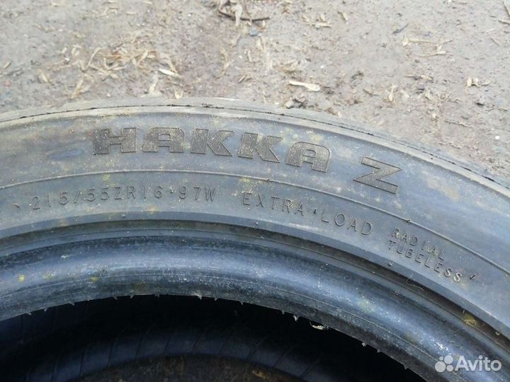 Nokian Tyres Hakka Z 215/55 R16